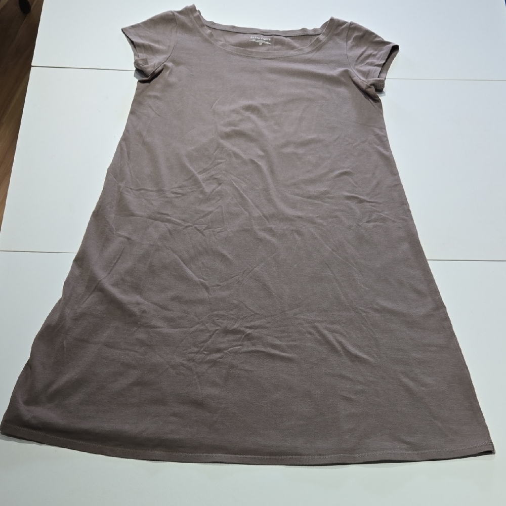 Eileen Fisher Dress--flattering cut